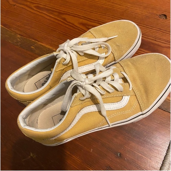 Vans Pale Yellow Low Top - Picture 2 of 3
